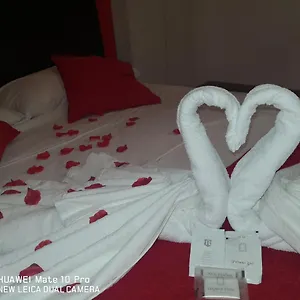 https://trastevere-luxury-house-16-viale-glorioso.it-romehotels.com