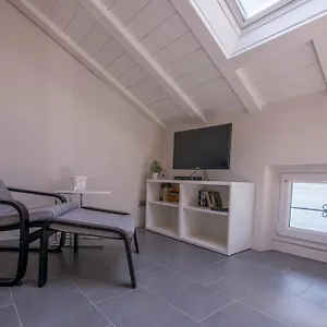  Apartment Il Pontile