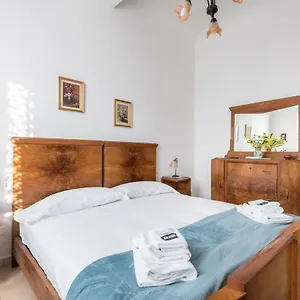 https://le-grazie-apartments-in-superb-location.it-tuscanyhotel.com