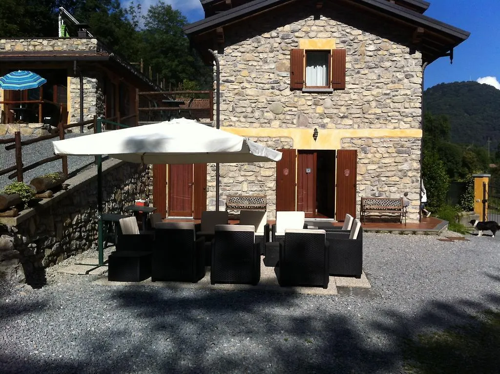 Séjour à la ferme Agriturismo Il Talento Nella Quiete Castiglione dʼIntelvi